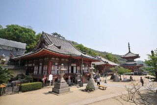 Temple grounds in Onomichi